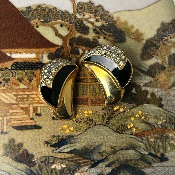Vintage 80s Gold Black Enamel Rhinestone Winged Clip Fan Earrings - Picture 4 of 4